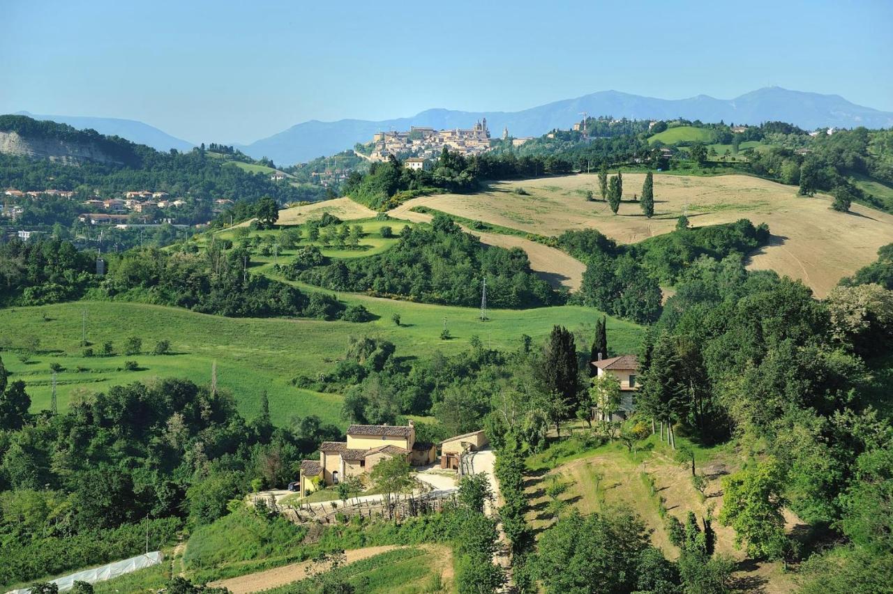 Gasthaus Country House Ca' Vernaccia Urbino Exterior foto