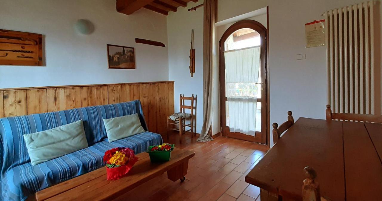 Gasthaus Country House Ca' Vernaccia Urbino Exterior foto