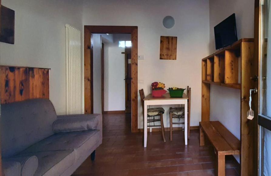Gasthaus Country House Ca' Vernaccia Urbino Exterior foto